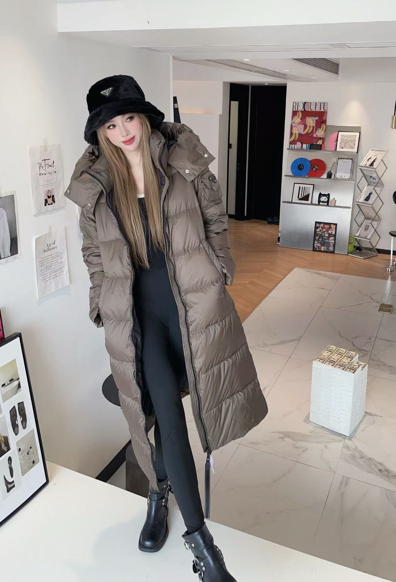 詳細な写真と価格については私に連絡してください。