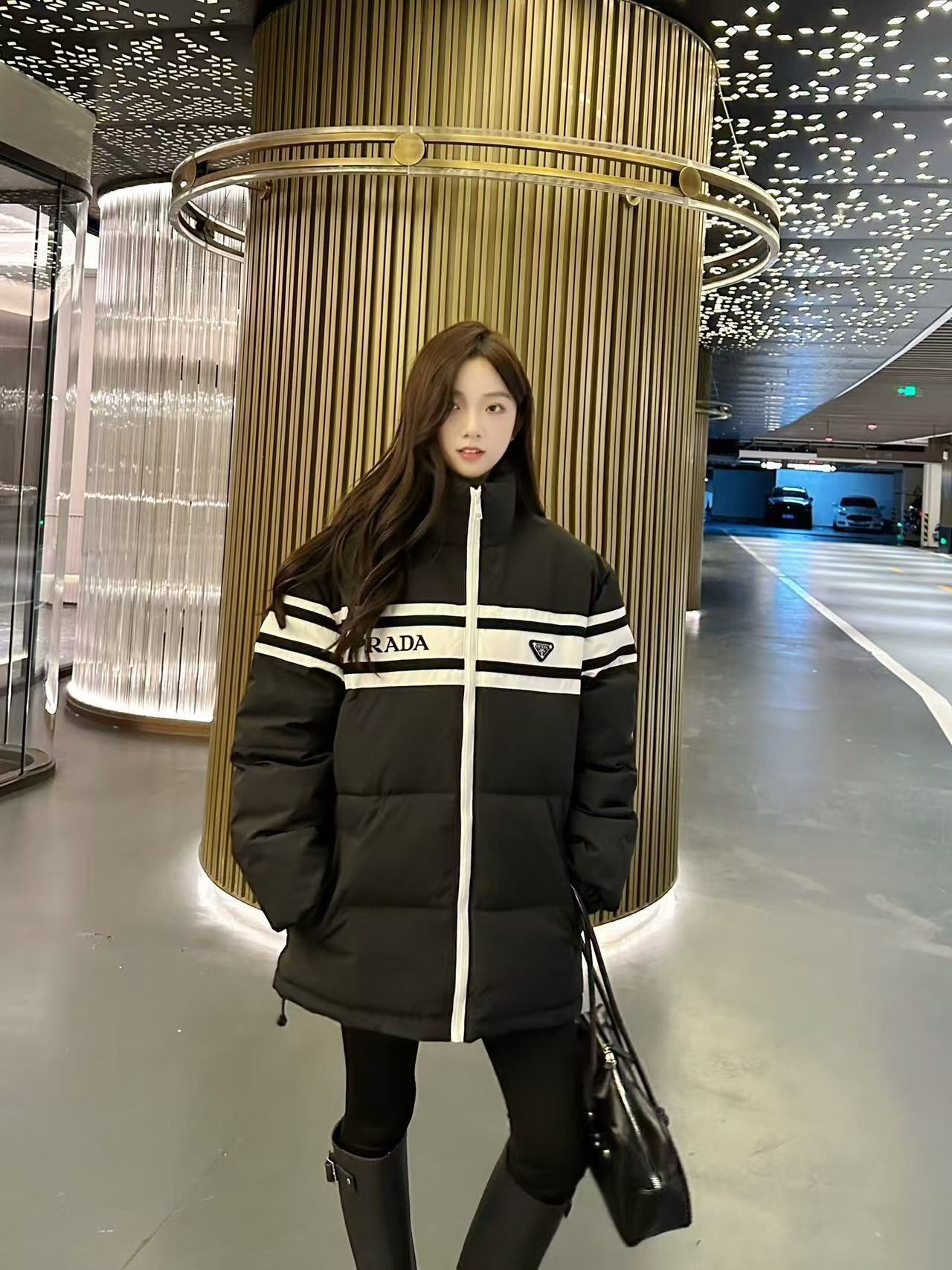 詳細な写真と価格については私に連絡してください。