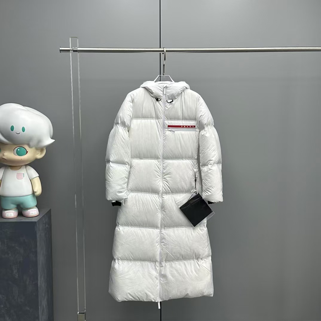 詳細な写真と価格については私に連絡してください。