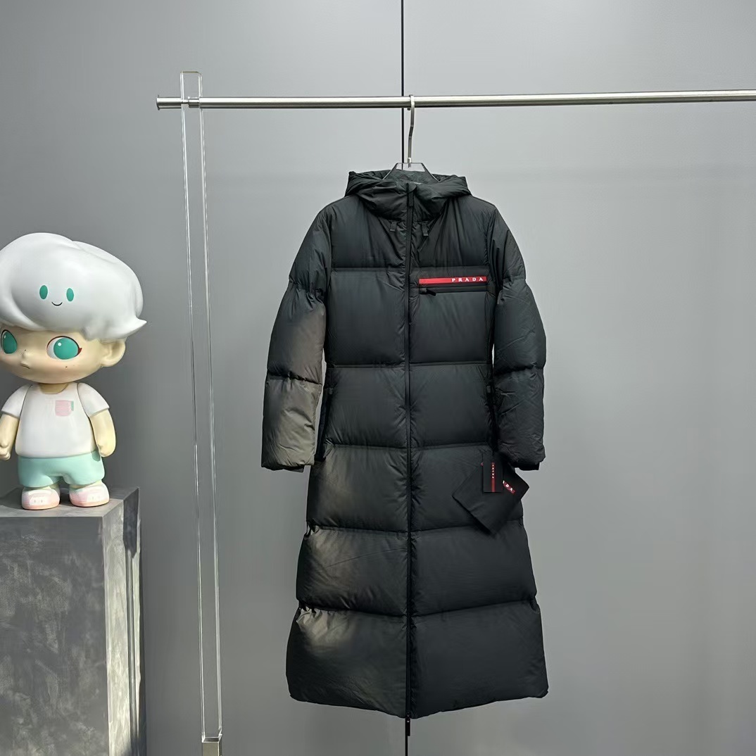 詳細な写真と価格については私に連絡してください。