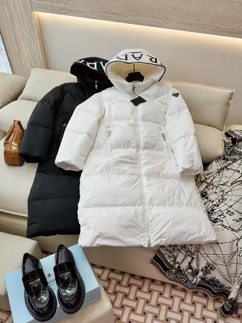 詳細な写真と価格については私に連絡してください。