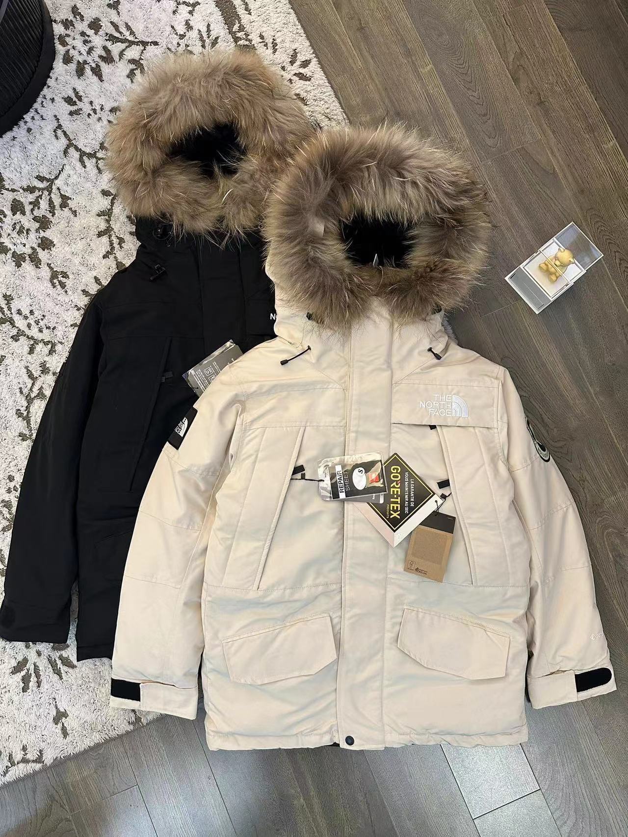 詳細な写真と価格については私に連絡してください。