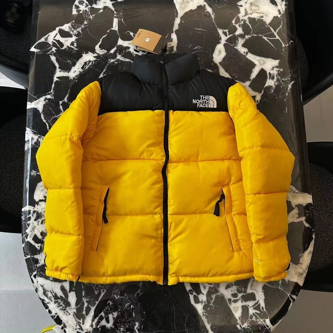 詳細な写真と価格については私に連絡してください。