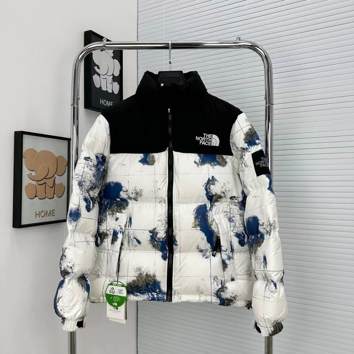 詳細な写真と価格については私に連絡してください。