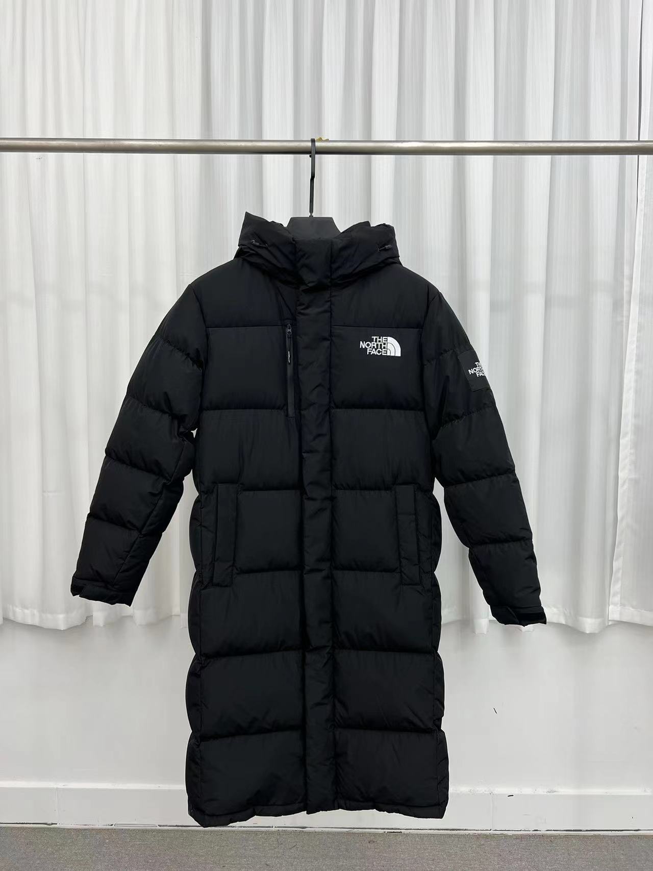 詳細な写真と価格については私に連絡してください。