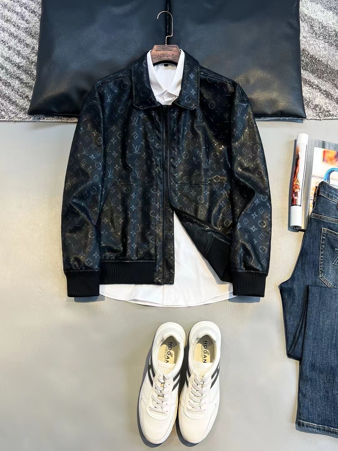 詳細な写真と価格については私に連絡してください。