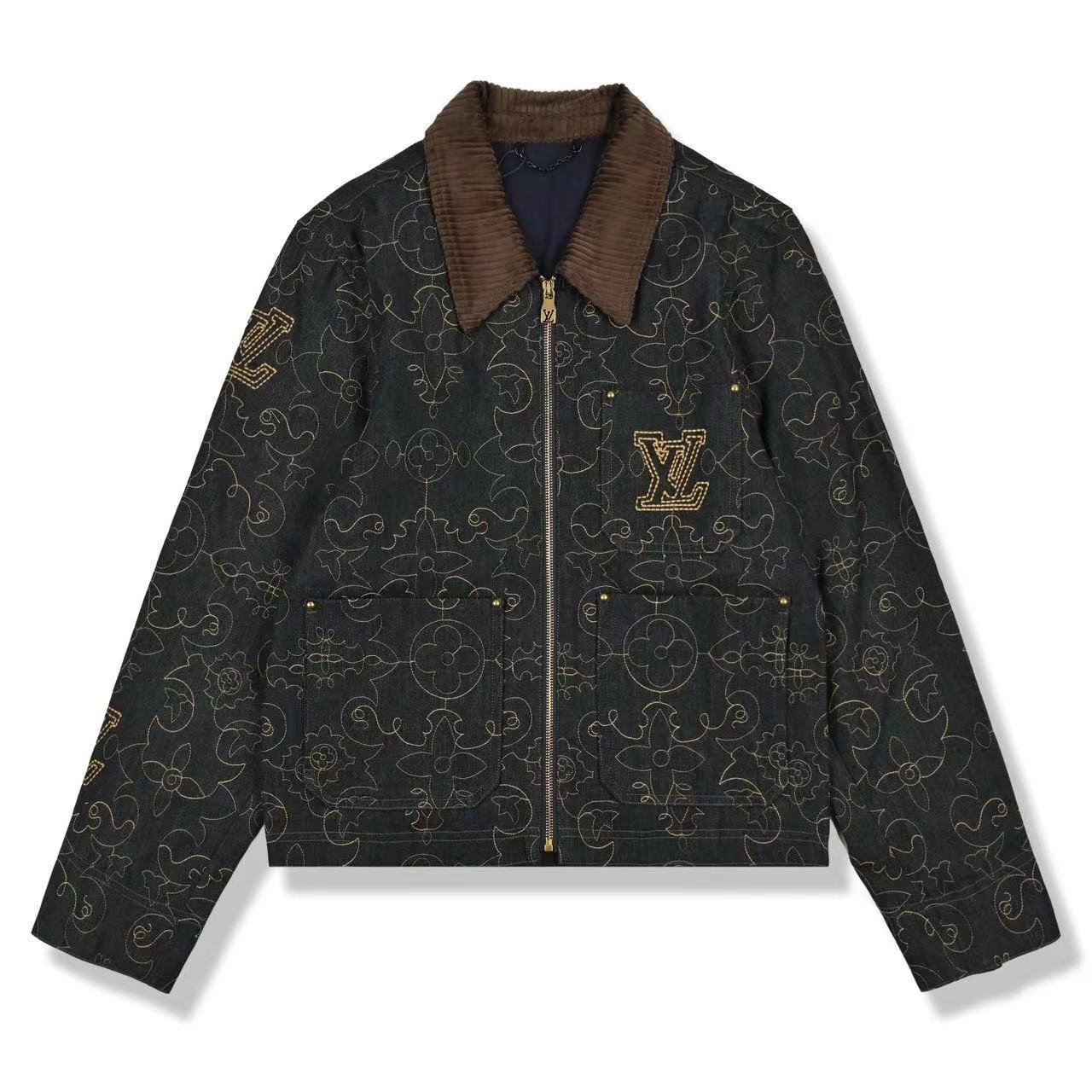 詳細な写真と価格については私に連絡してください。