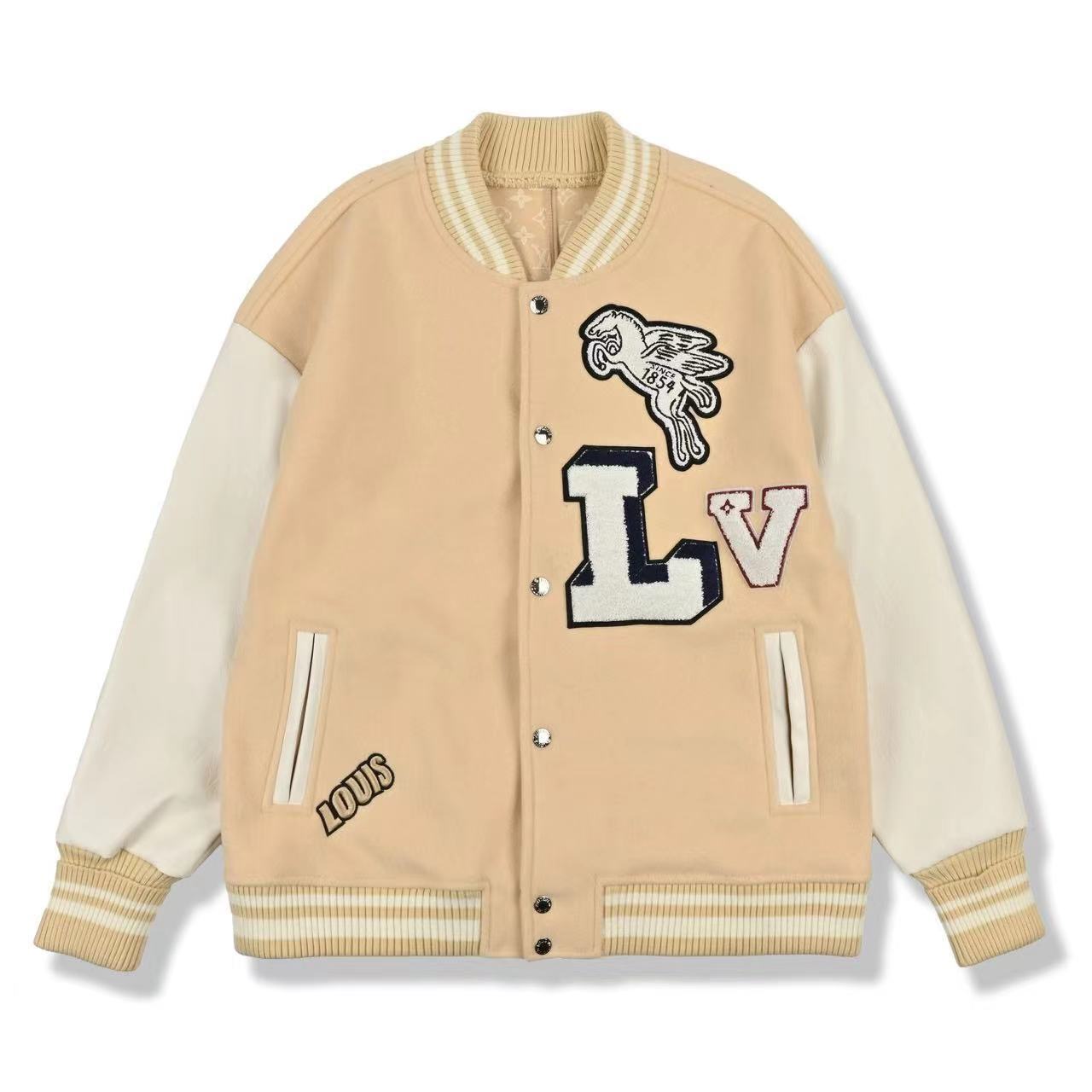 詳細な写真と価格については私に連絡してください。