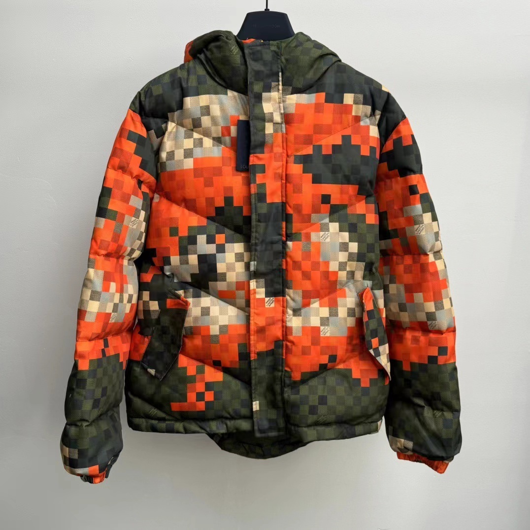 詳細な写真と価格については私に連絡してください。