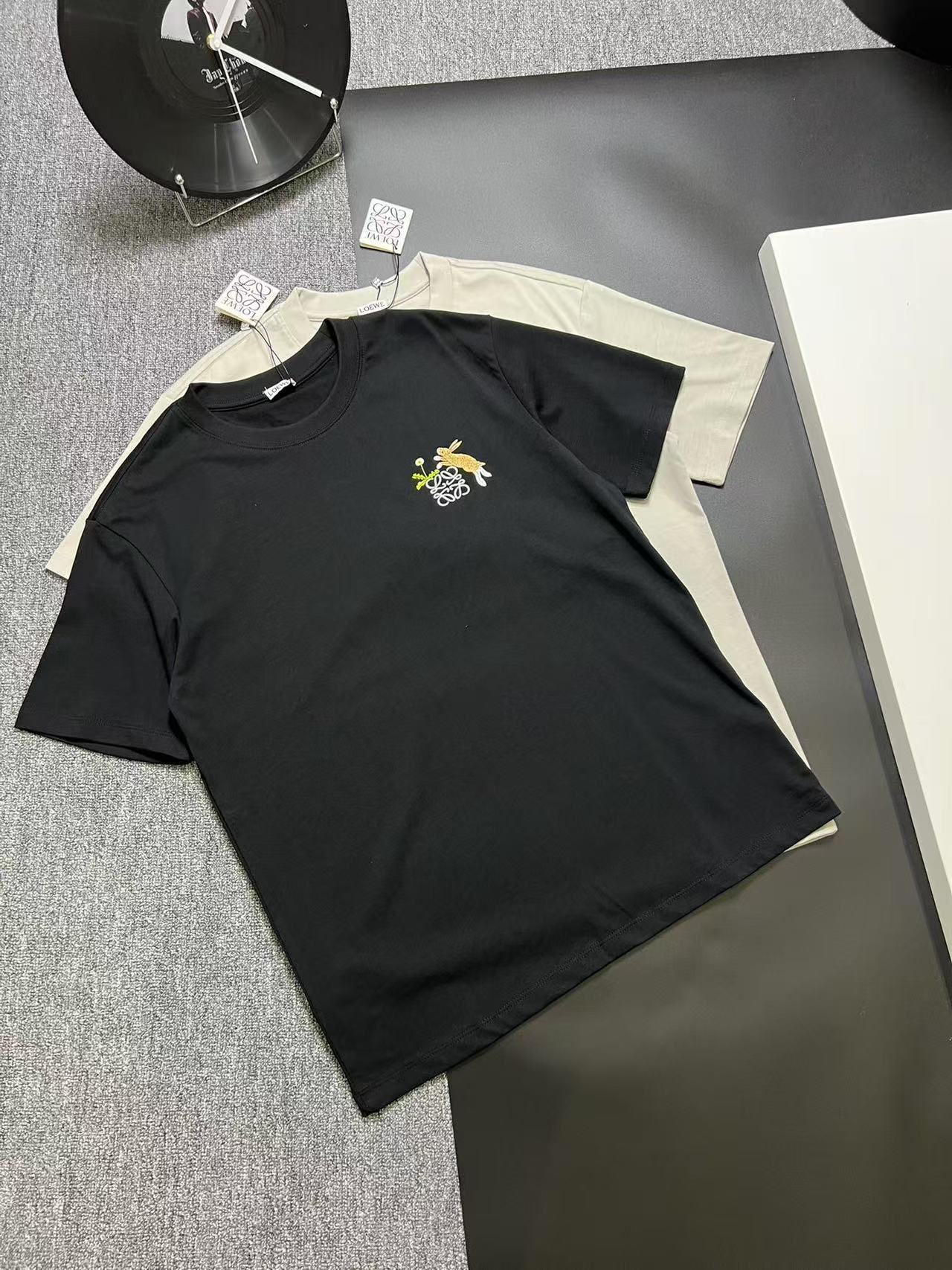 詳細な画像と価格は私に連絡してください