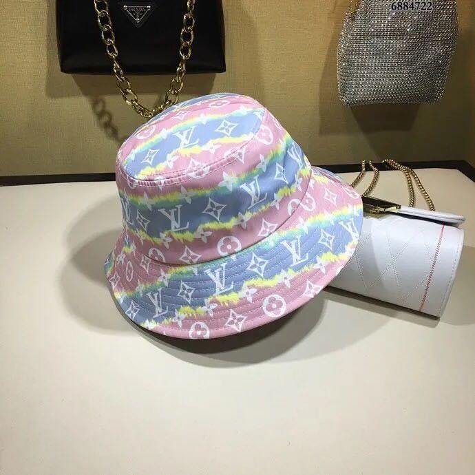 詳細な写真と価格については私に連絡してください