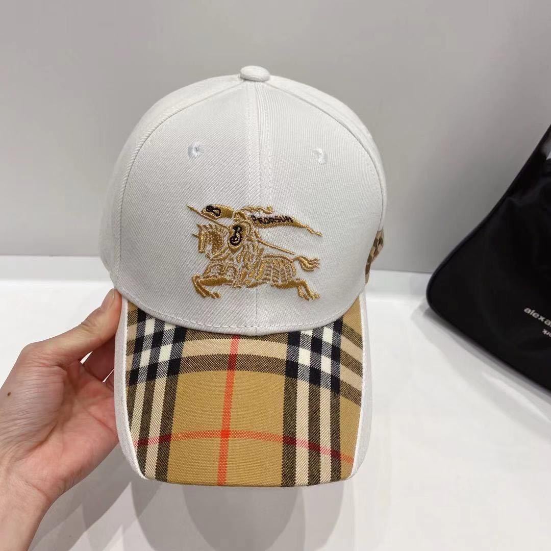 詳細な写真と価格については私に連絡してください