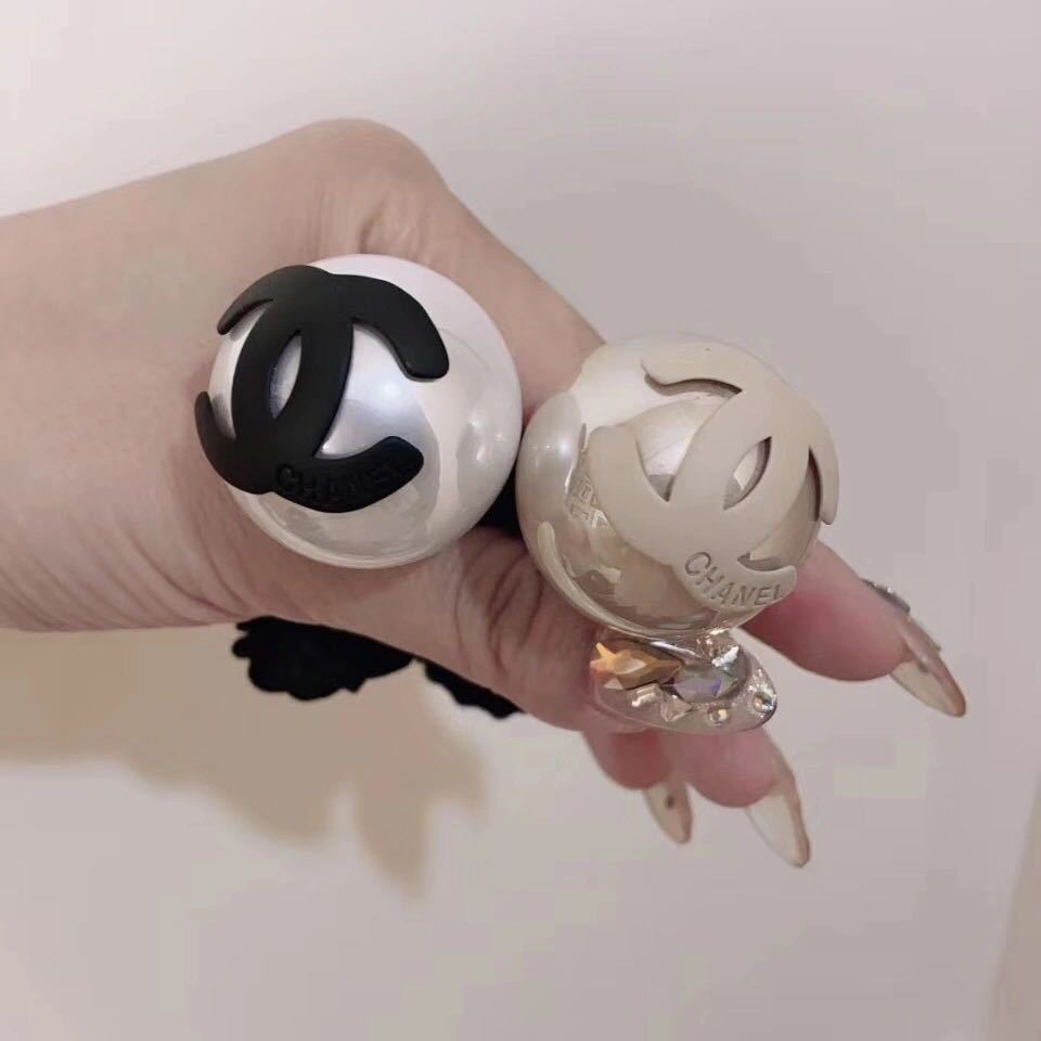 製品の詳細画像と価格はご連絡ください