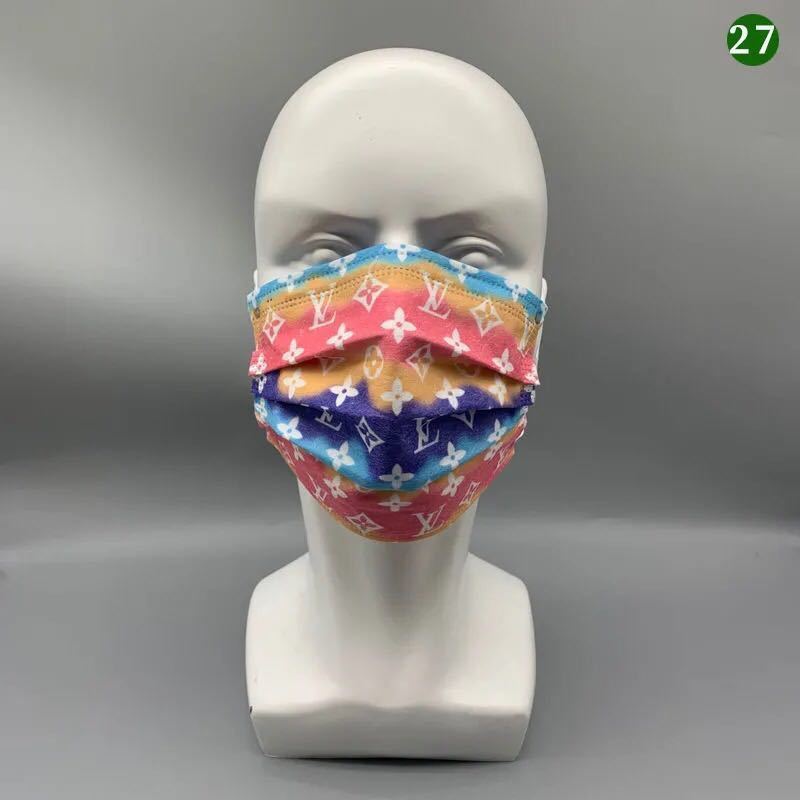 詳細な写真と価格については私に連絡してください