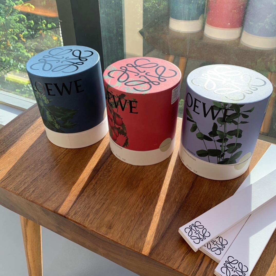 詳細な写真と価格については私に連絡してください