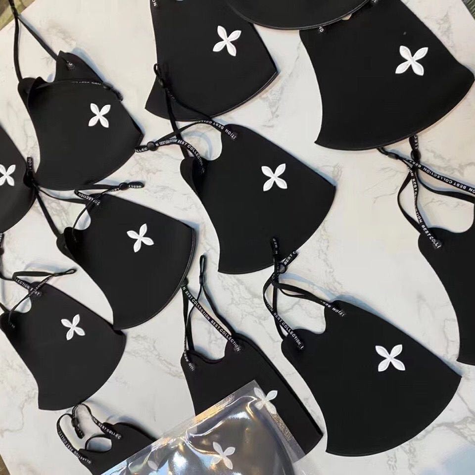 詳細な写真と価格については私に連絡してください